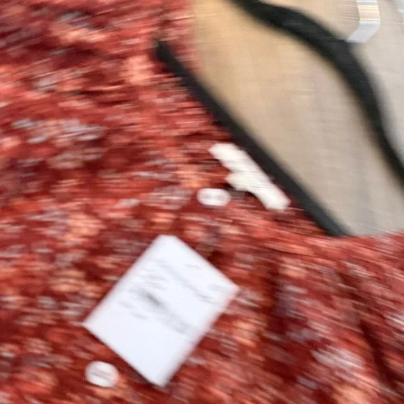 NWT Madewell Puff Short Sleeve V neck  Red Floral Top Size: L - Picture 8 of 9